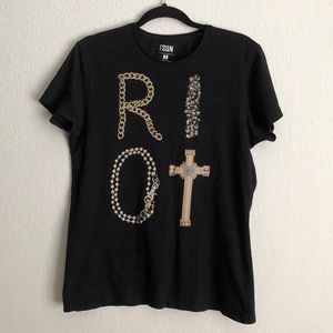RIOT !!!